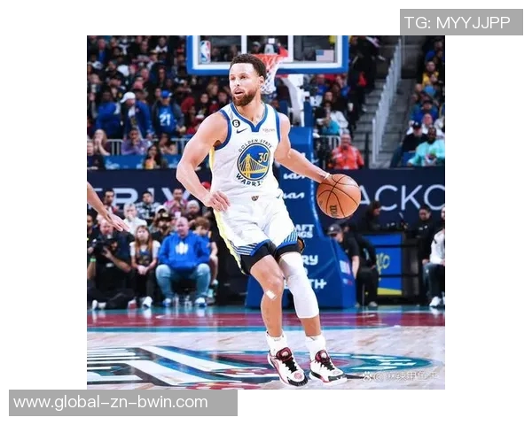 卡梅隆托马斯半场表现抢眼10投6中贡献18分3篮板6助攻1抢断 卡梅隆托马斯半场表现抢眼10投6中贡献18分3篮板6助攻1抢断