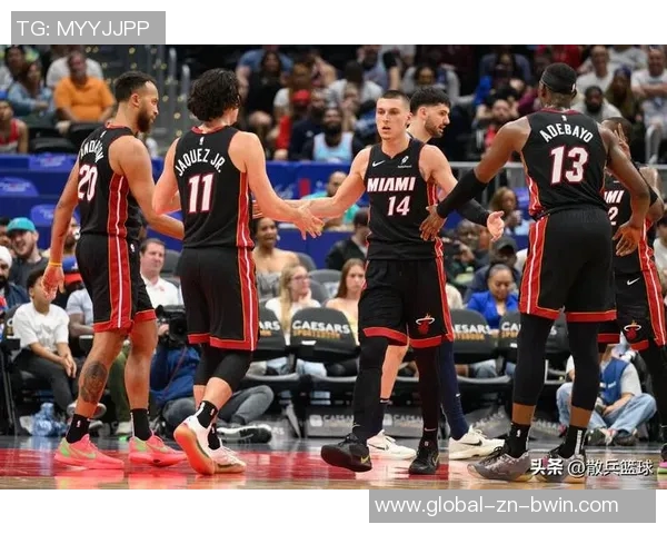 老鹰解说员透露热火工作人员确认希罗将为揭幕战做好准备 老鹰解说员透露热火工作人员确认希罗将为揭幕战做好准备