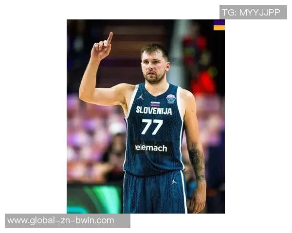 东契奇上半场表现抢眼8投4中斩获16分并贡献4篮板7助攻1抢断1盖帽 东契奇上半场表现抢眼8投4中斩获16分并贡献4篮板7助攻1抢断1盖帽