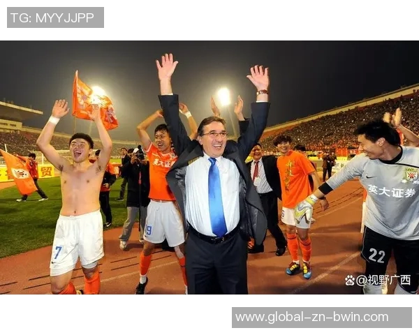 国足新帅人选浮出水面外教身份引发球迷热议 国足新帅人选浮出水面外教身份引发球迷热议