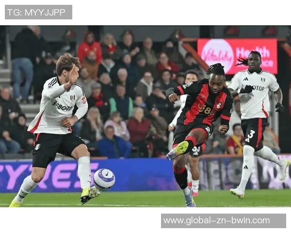 赖特菲利普斯盛赞塞梅尼奥称其为英超顶级边锋具备豪门加盟实力 赖特菲利普斯盛赞塞梅尼奥称其为英超顶级边锋具备豪门加盟实力